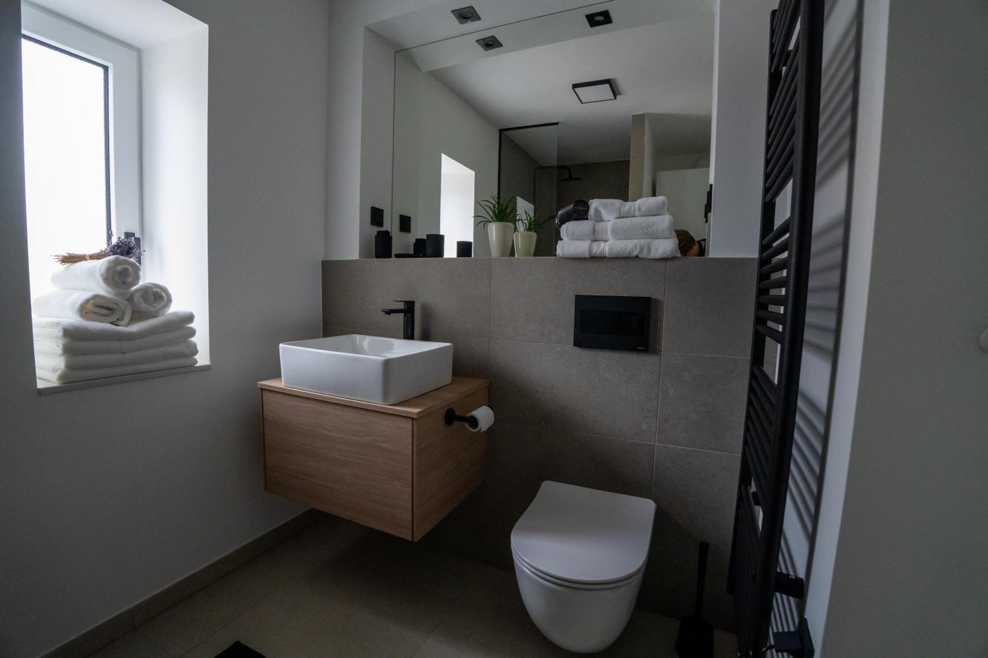 Residence Black&White Λιουμπλιάνα Εξωτερικό φωτογραφία