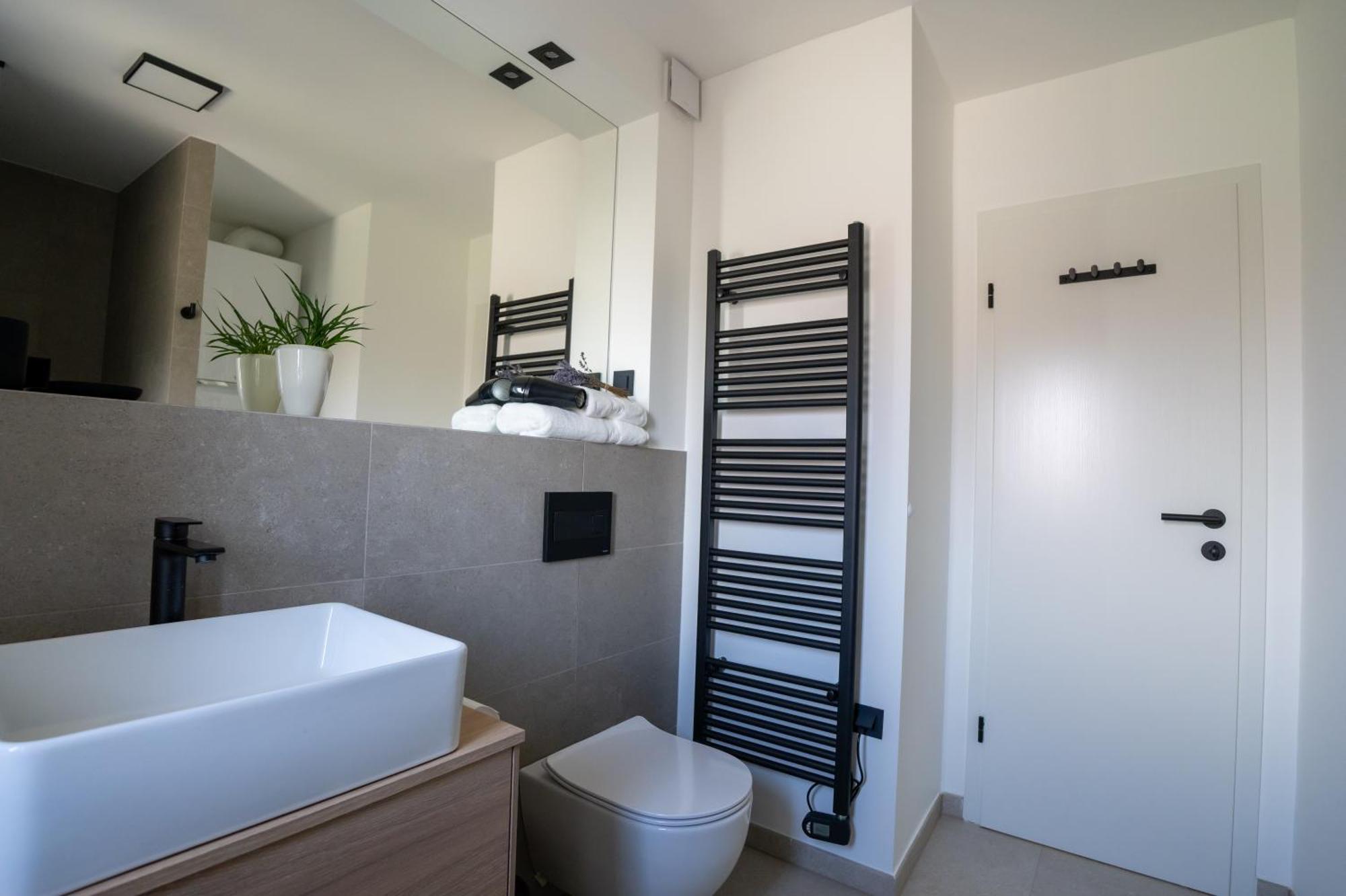 Residence Black&White Λιουμπλιάνα Εξωτερικό φωτογραφία